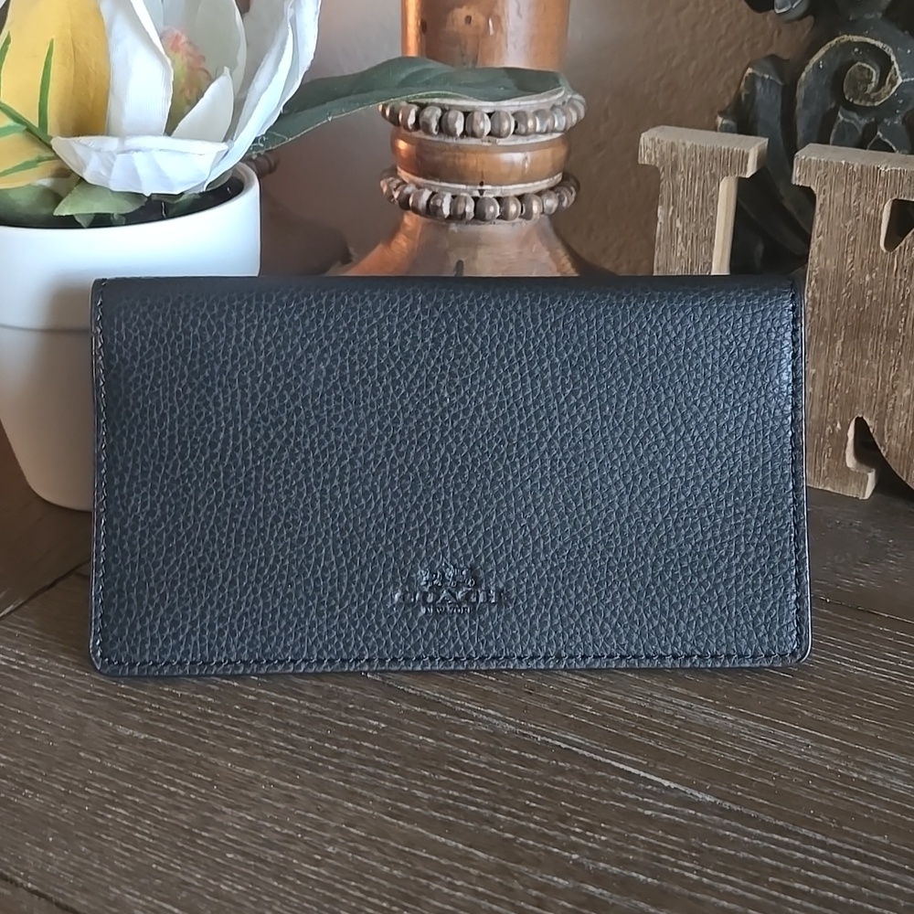Authentic Coach Black Pebbled Leather Continental Wallet Or Check Holder.